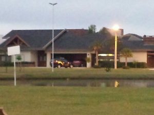 PF em condomínio de Campo Gr<script type=