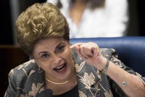 A presidenta afastada Dilma Rousseff faz sua defesa durante sessão de julgamento do impeachment no Senado Marcelo Camargo/Agência Brasil